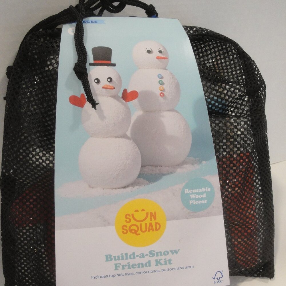 Sun Squad Build A Snow Friend Kit 13 Piece Reusable Set New in Mesh bag